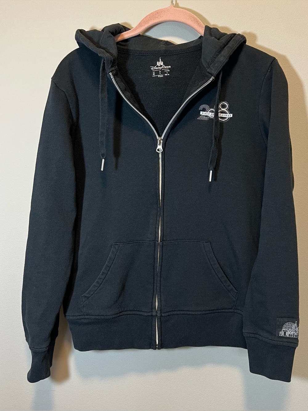 Disney Women’s Black Zip Up Hoodie 2018 Medium